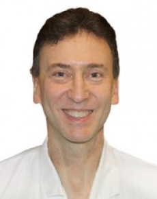 Dr. Jordan  Zuckerman Dermatologist 11360 accepts AARP