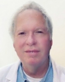 Dr. Michael  Gladstein Dermatologist 11103 accepts Medicare