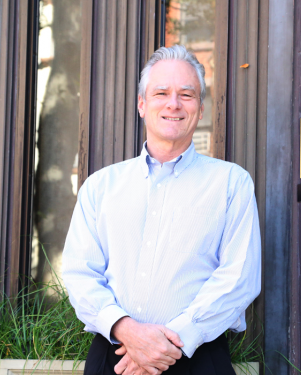 Dr. Eric Kenworthy