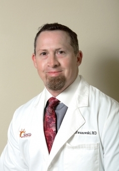 Dr. Christopher Ewanowski