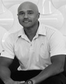 Dr. Marc E Bisseck