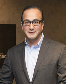 Dr. Arash Akhavan