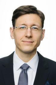 Dr. Daniel Demesh